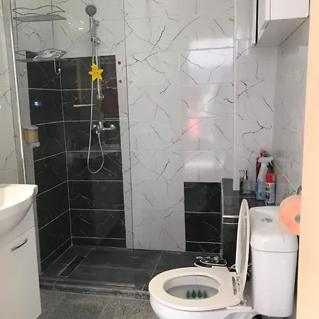 Steluta Apartament Cu Fata Lac, Scaldat De Apusuri Minunate De Soare * 마마이아