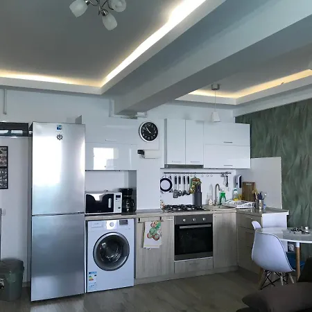 Steluta Apartament Cu Fata Lac, Scaldat De Apusuri Minunate De Soare * 마마이아